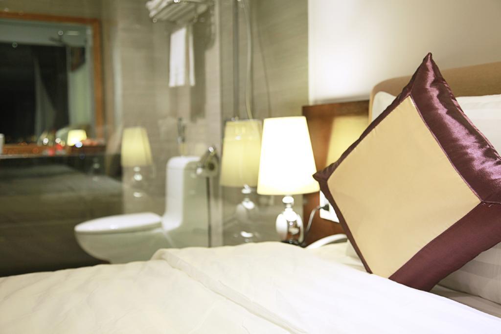 Hoang Dai 2 Hotel Дананг Екстер'єр фото